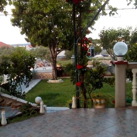 Grlic Obiteljski Odmor Apartment Vodice