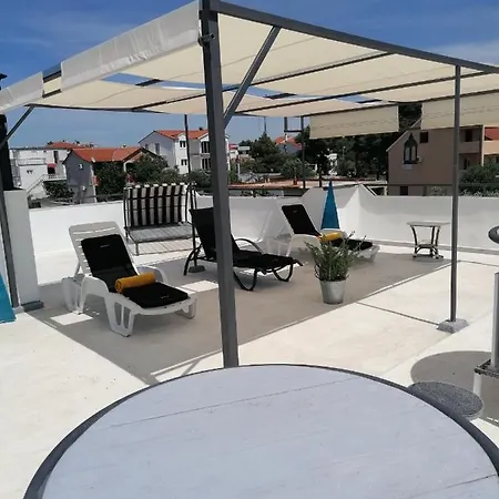 Apartment Grlic Obiteljski Odmor *