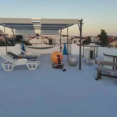 Grlic Obiteljski Odmor Apartamento *