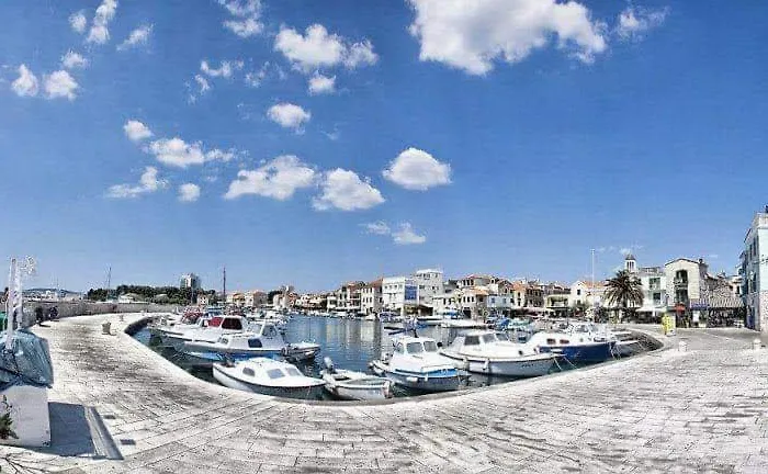 Grlic Obiteljski Odmor Apartamento