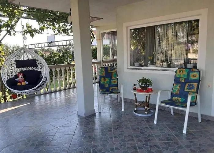 Grlic Obiteljski Odmor Apartamento *