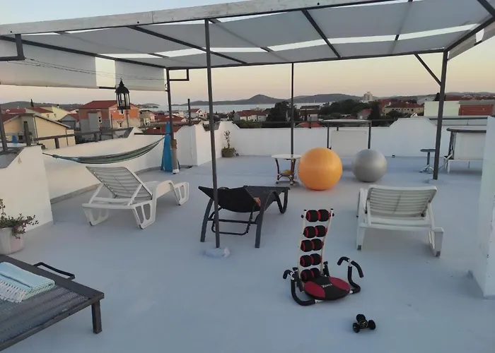 Grlic Obiteljski Odmor Apartamento *